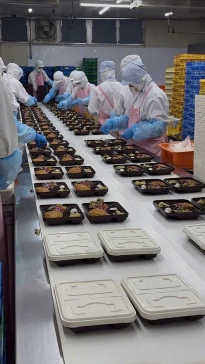 NỮ CHẾ BIẾN THỰC PHẨM KANAGAWA LƯƠNG CAO