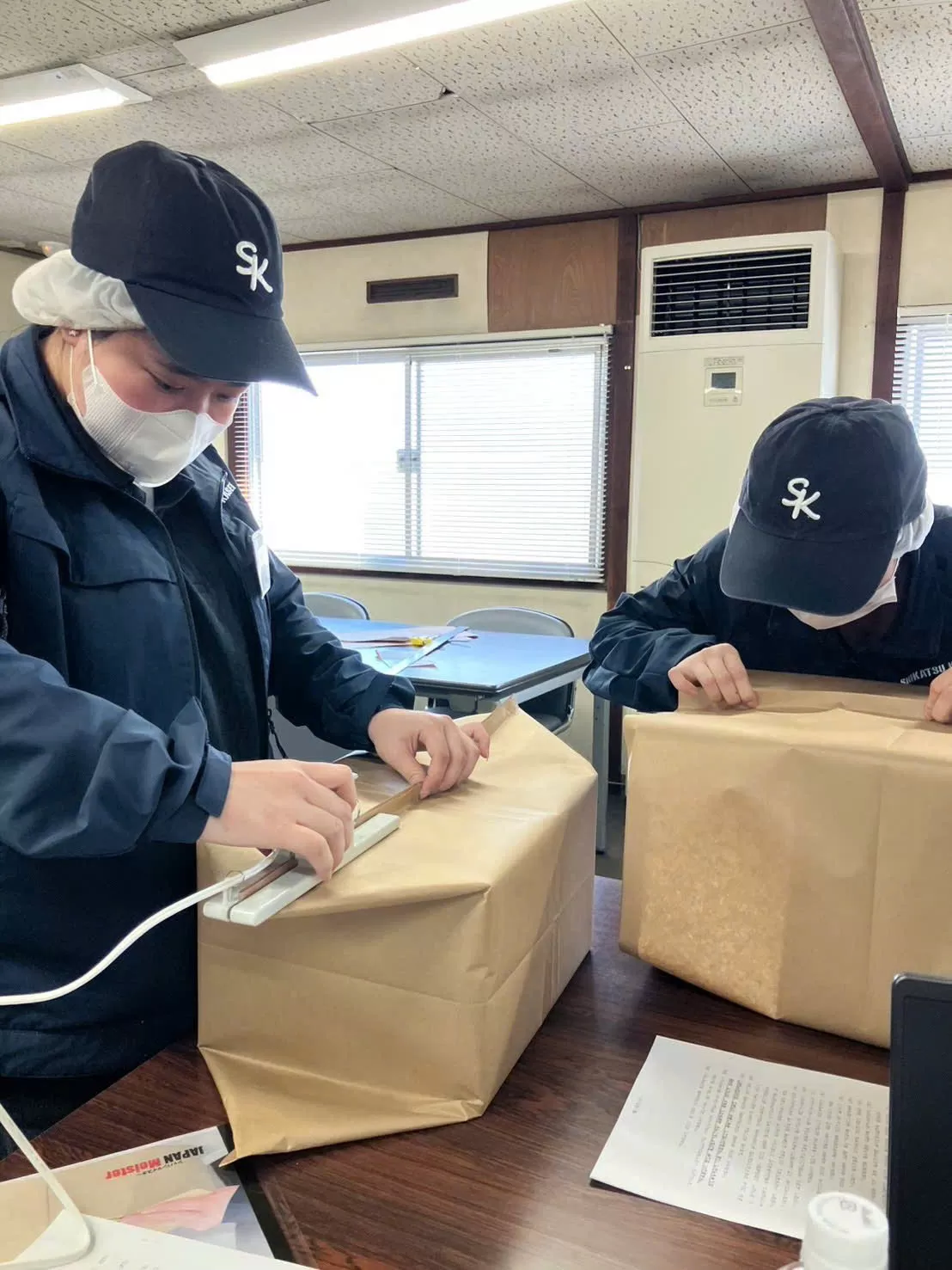 NỮ ĐÓNG GÓI TỈNH AICHI - LƯƠNG VỀ TAY TRÊN 20 MAN