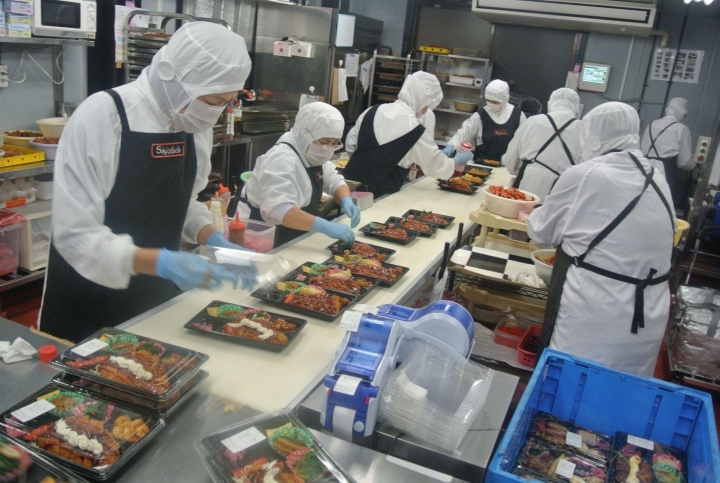 ĐƠN HÀNG MX2126251360 NAM NỮ CHẾ BIẾN THỰC PHẨM